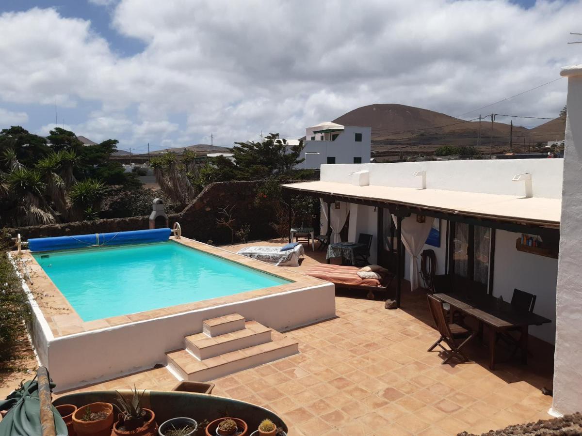 Tipica Lanzarote House Only Adults Bed and Breakfast Tías Εξωτερικό φωτογραφία