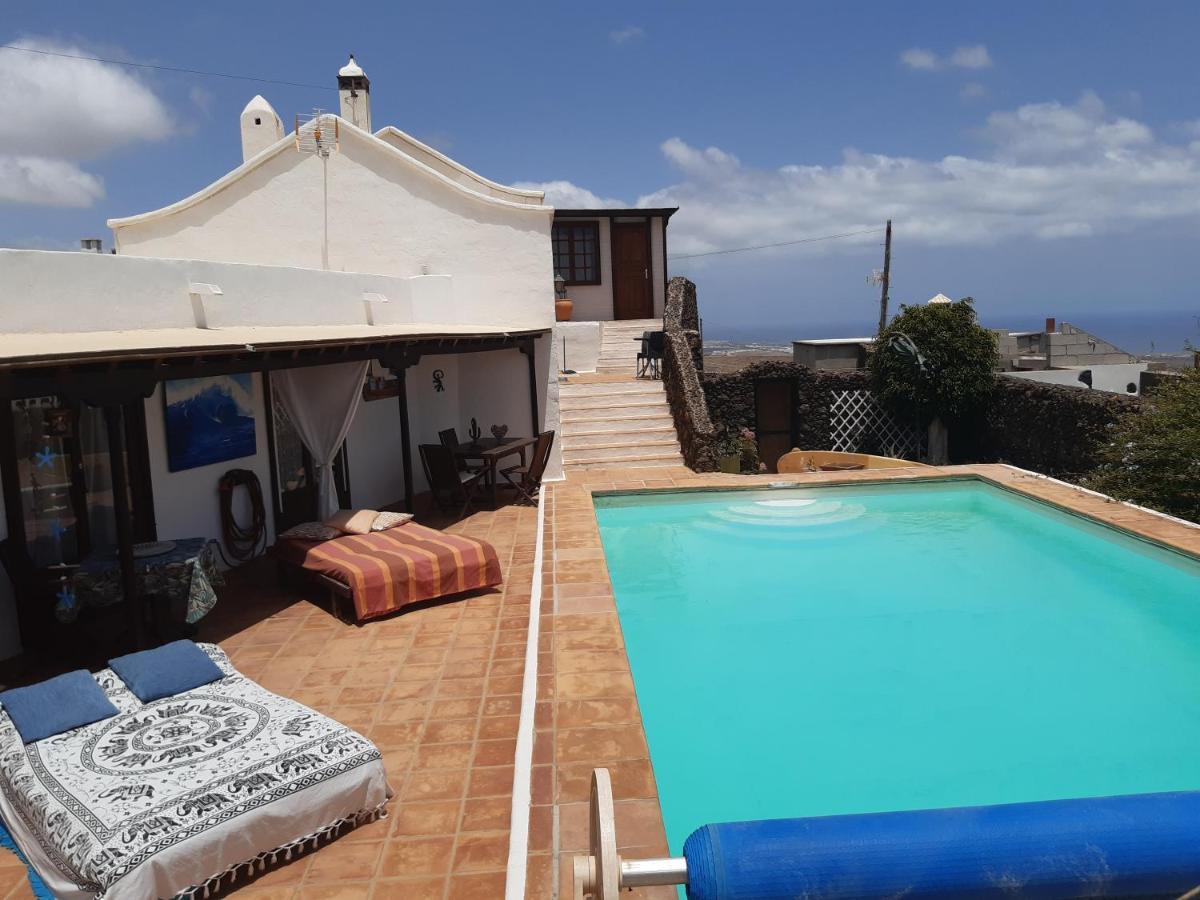 Tipica Lanzarote House Only Adults Bed and Breakfast Tías Εξωτερικό φωτογραφία