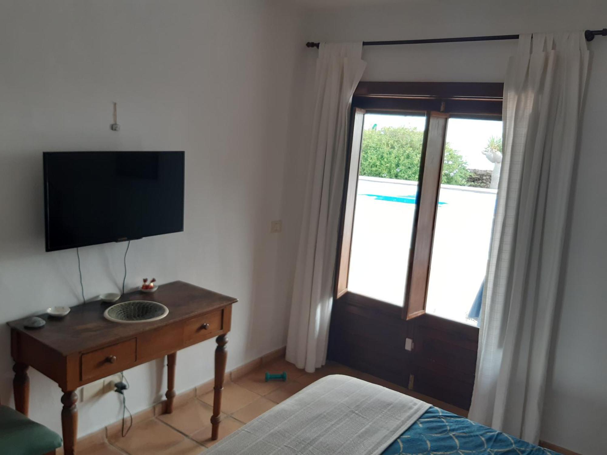 Tipica Lanzarote House Only Adults Bed and Breakfast Tías Εξωτερικό φωτογραφία